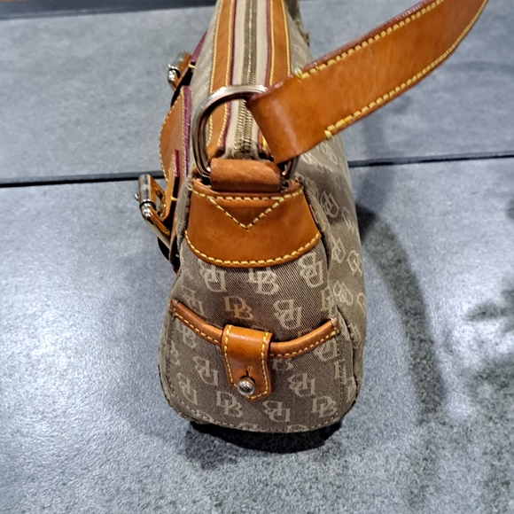 Dooney&Bourke Shoulder Bag - Picture 9 of 14